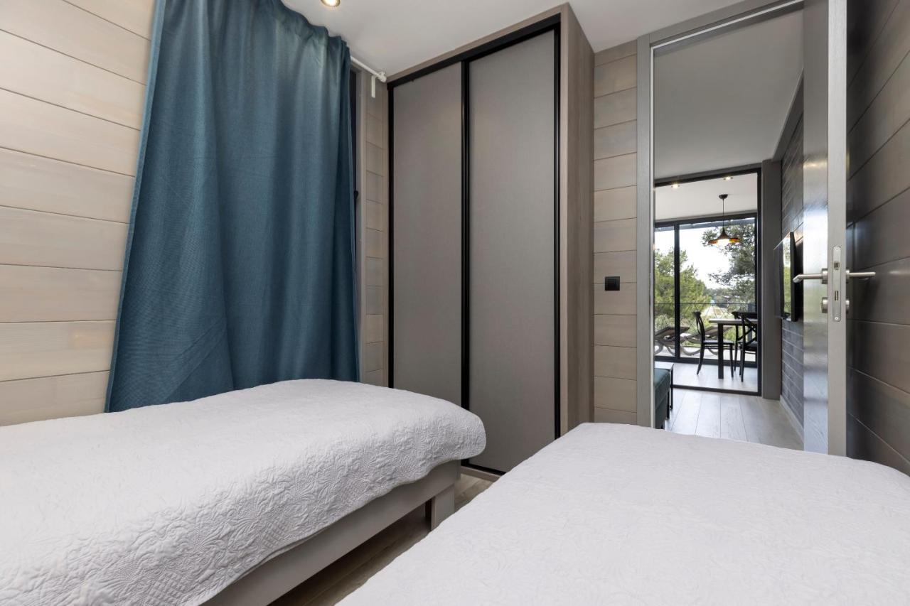 Living Point Mobile Homes Mali Lošinj Esterno foto